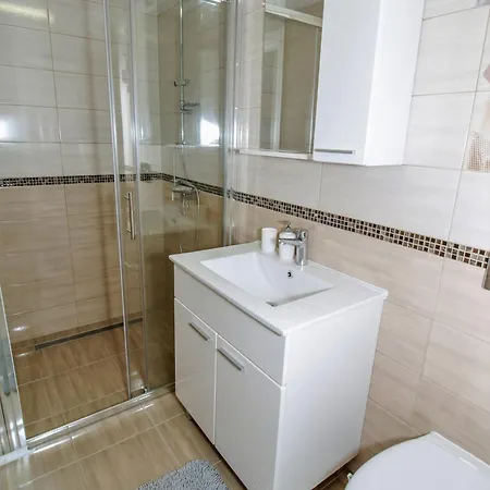 Adria View アパート