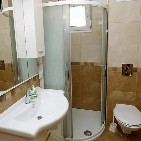 Adria View アパート