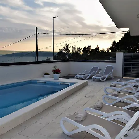 Adria View アパート