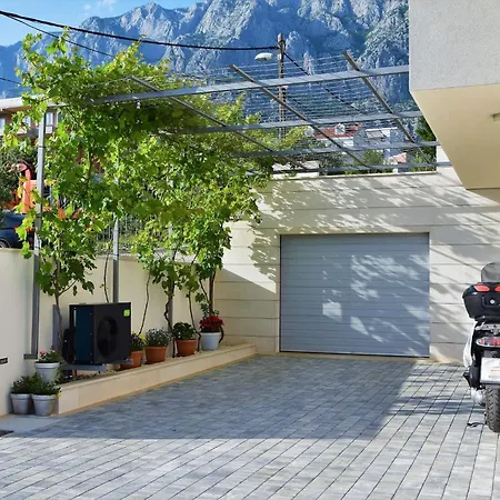 Adria View Apartment *